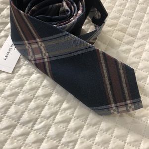 NWT. Banana Republic Stain Resistant Ties
